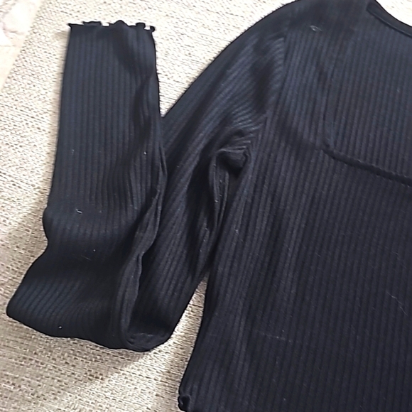 Forever 21 Cropped Sweater square neckline black size medium - Picture 4 of 8